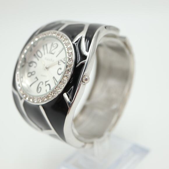 Peck & Peck Womens Cuff Watch 46mm Black Pebble Silver Tone w New Battery - Picture 10 of 12